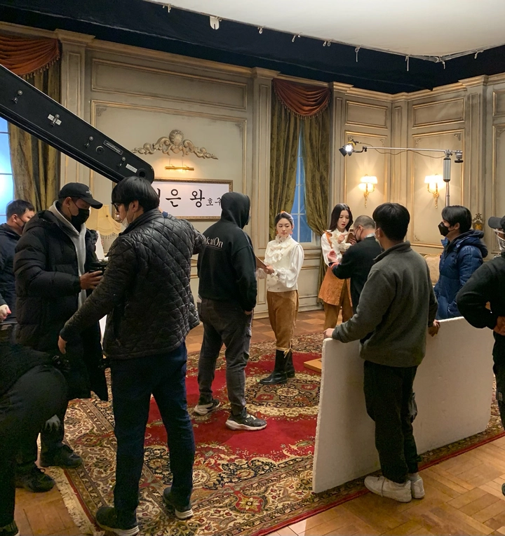 20년 신데렐라 언니들 의상 플래닝과 실제 촬영장면